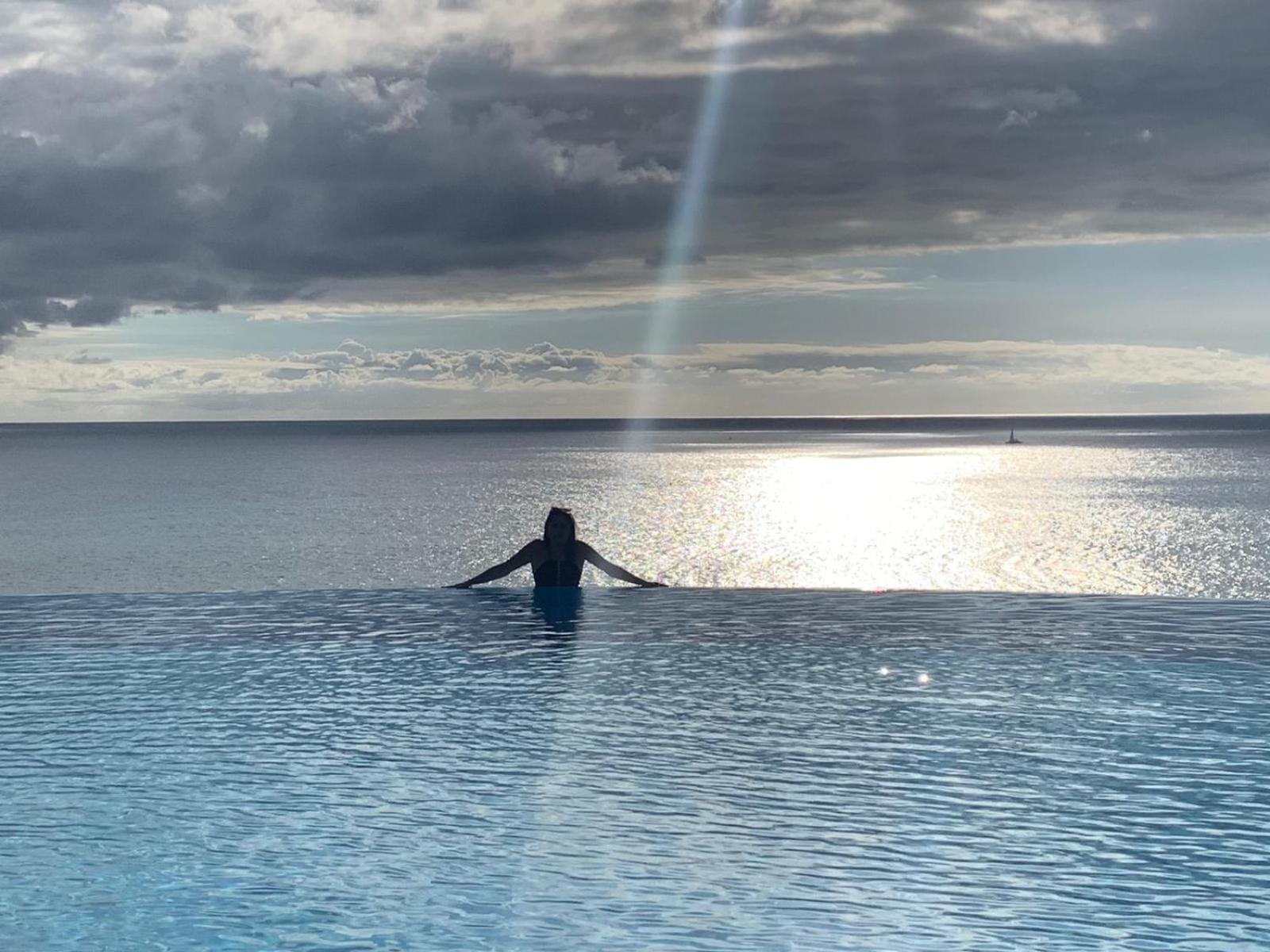 Formosa Infinity Pool Apartment Funchal  Buitenkant foto