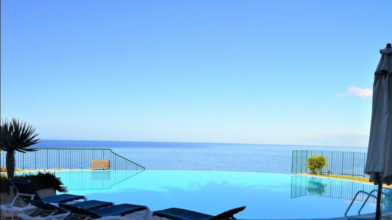 Formosa Infinity Pool Apartment Funchal  Buitenkant foto